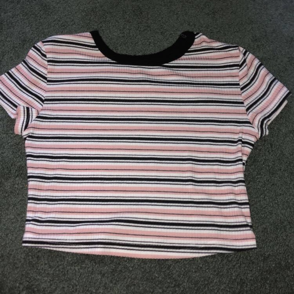 SHEIN stripe crop t shirt - size small (EUC)